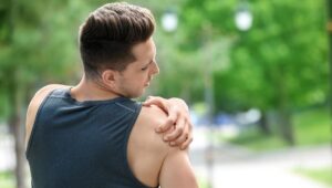 Shoulder pain can be a real burden, leading to lifestyle changes, financial setbacks, and increased stress when it becomes a persistent issue. Surprisingly, around one in four adults will grapple with shoulder pain at some stage in their lives, and it often brings along the unwanted companions of job disruptions, early retirement, and disability claims.